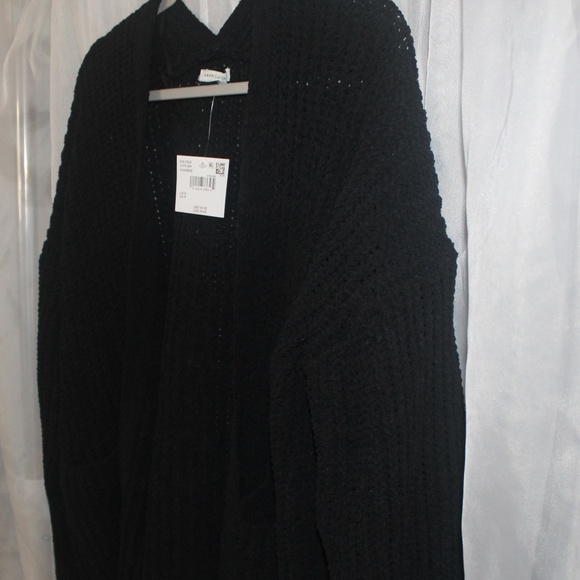 NWT Women's Black American Eagle Comfy,Oversized, Chunky Knit Cardigan in Sz(S) - Picture 3 of 10